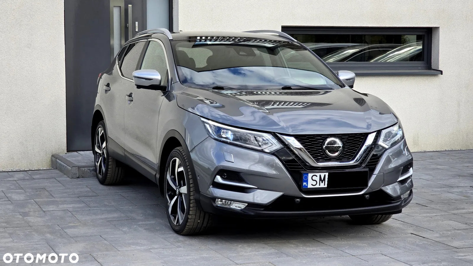 Nissan Qashqai 1.2 DIG-T TEKNA+ - 4