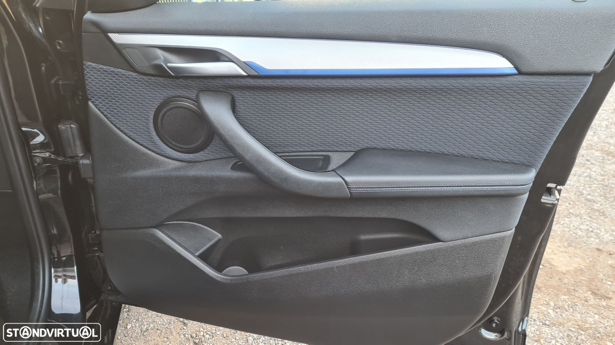 BMW X2 18 d sDrive Auto Pack M - 37