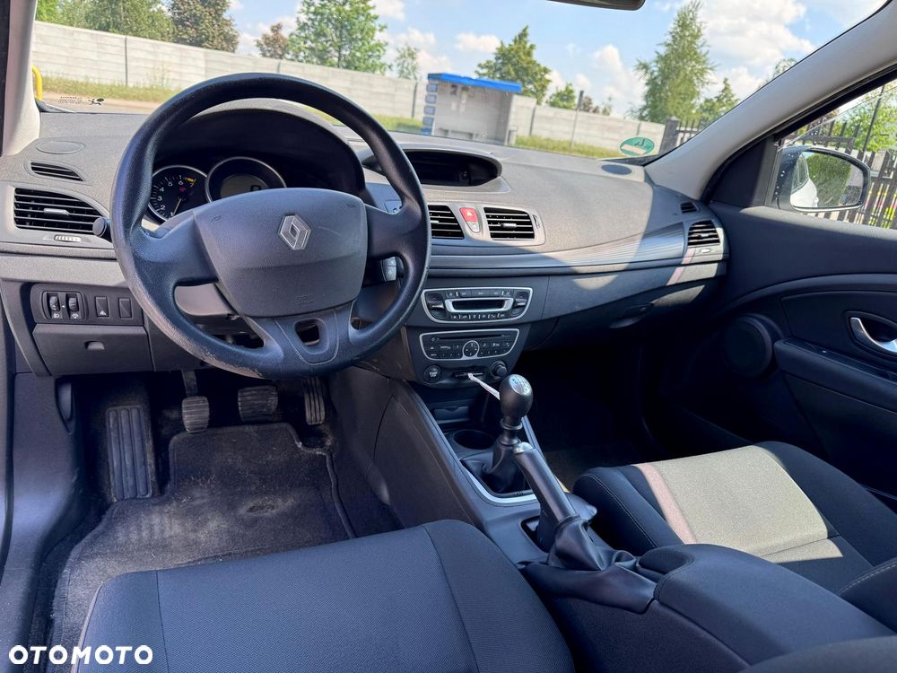 Renault Megane 1.6 16V 110 Expression - 17