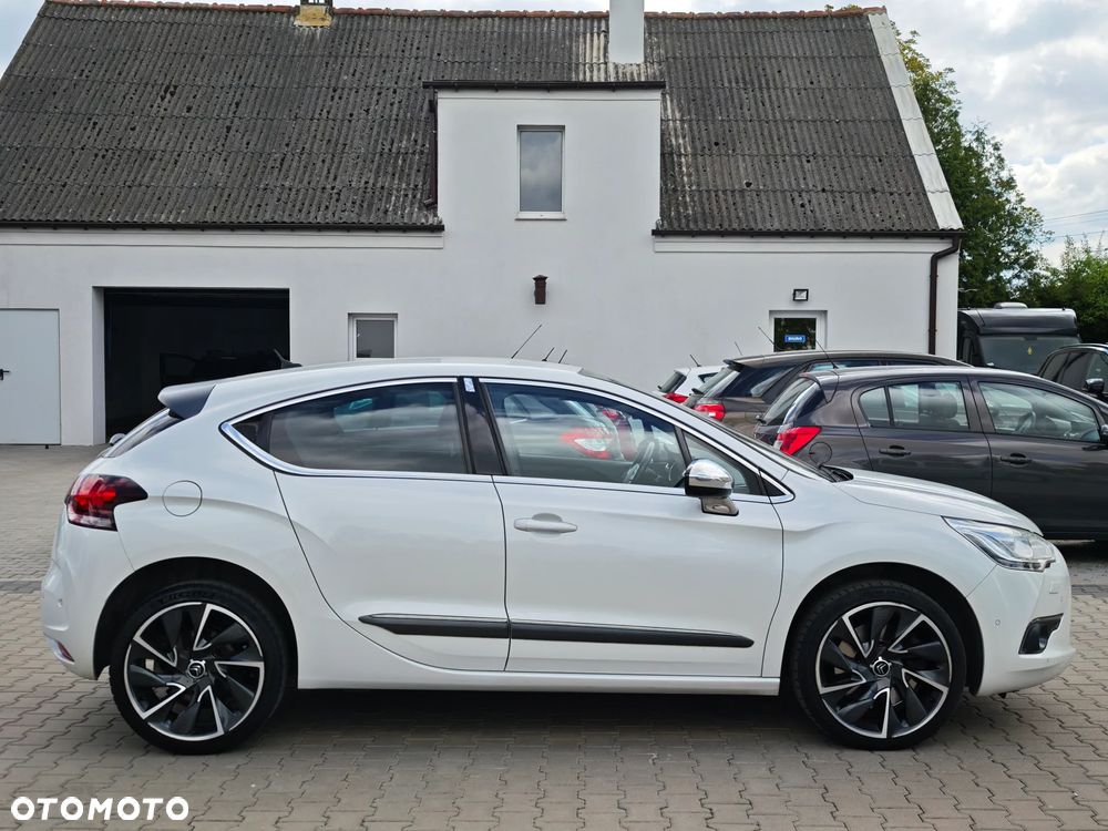 Citroën DS4 THP 200 SportChic - 12