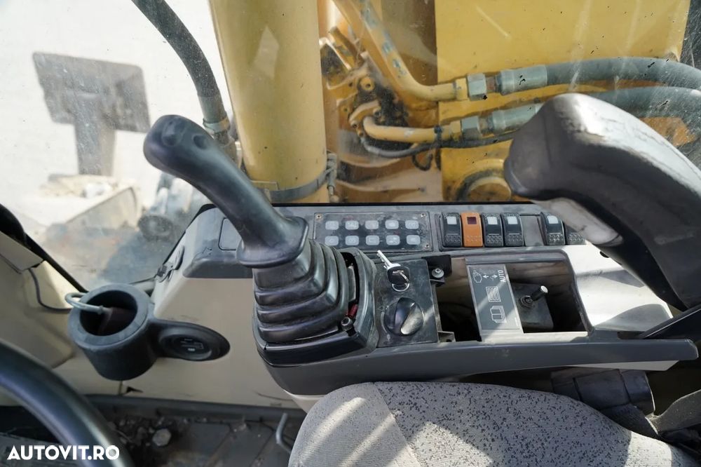 Cat M313C / EXCAVATOR PE ROȚI / CU ÎNCLINARE PIVOTANTĂ - 23