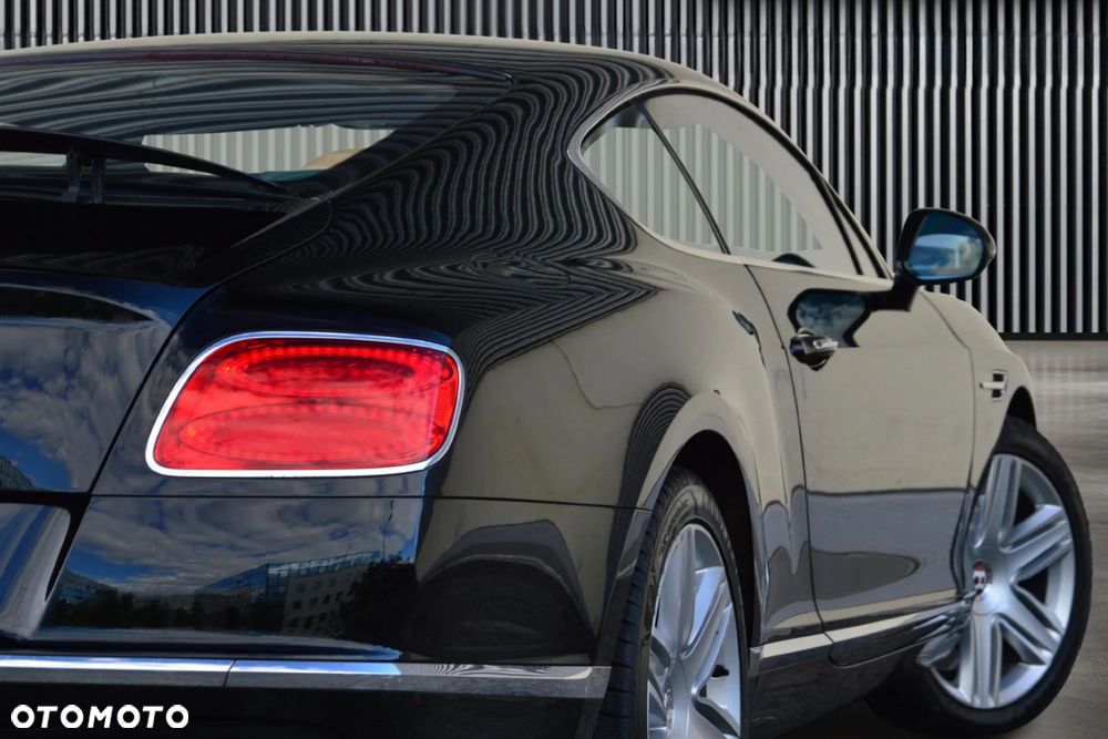 Bentley Continental GT V8 - 10