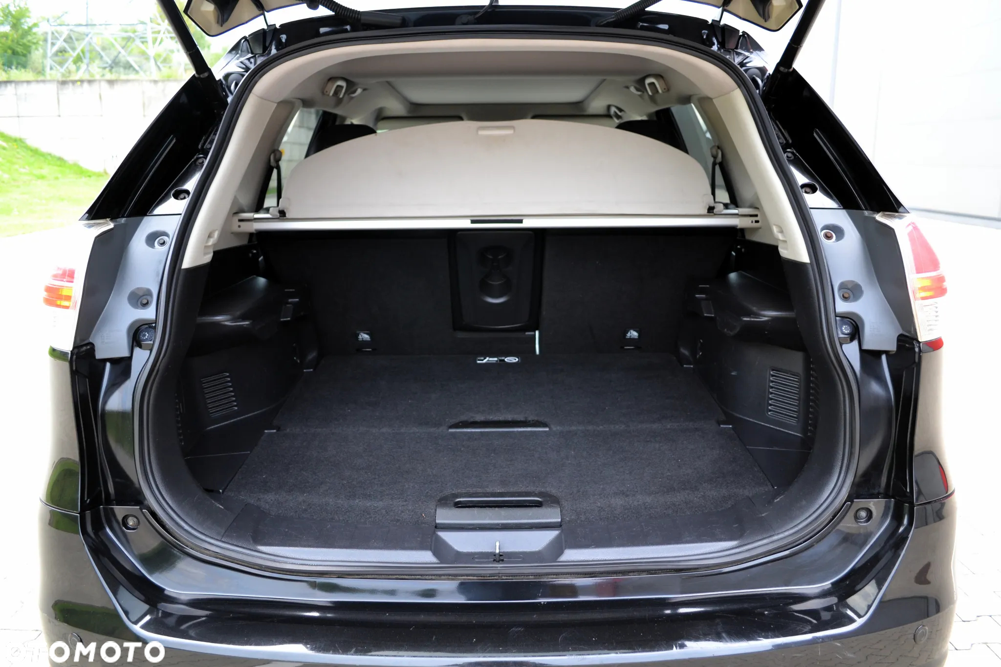 Nissan X-Trail 1.6 DIG-T Tekna 2WD - 30
