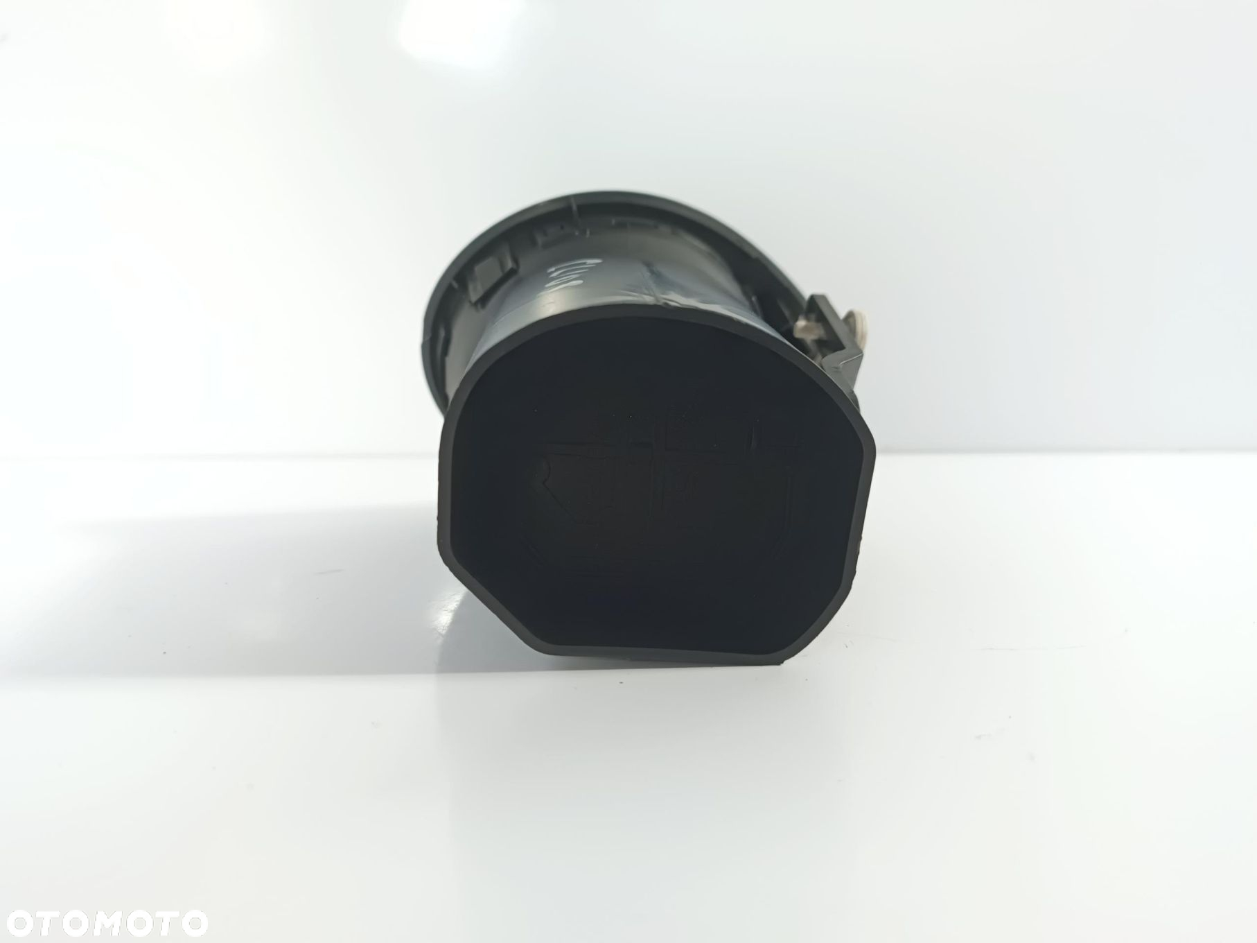 CLIO 3 III 05-12 KRATKA KRATKI NAWIEWU POWIETRZA PRAWA PASAŻERA 220410 - 6