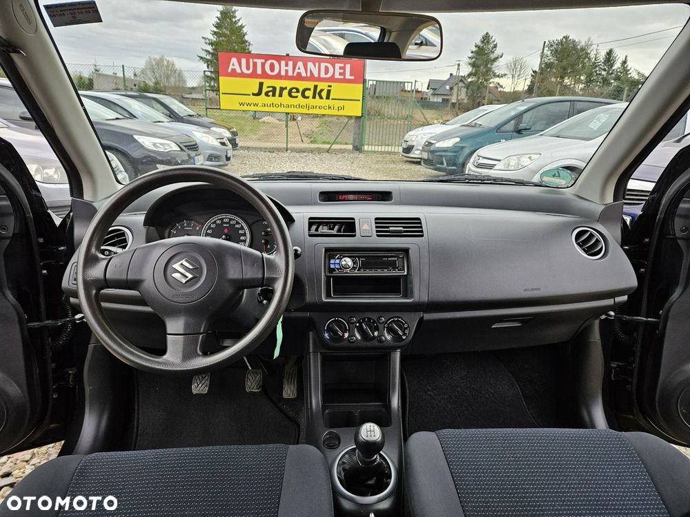 Suzuki Swift - 12