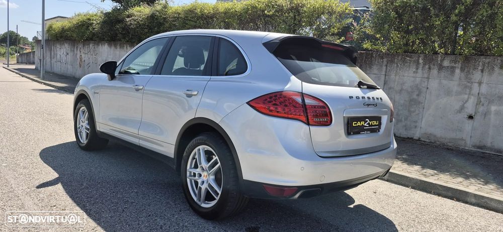 Porsche Cayenne S - 29
