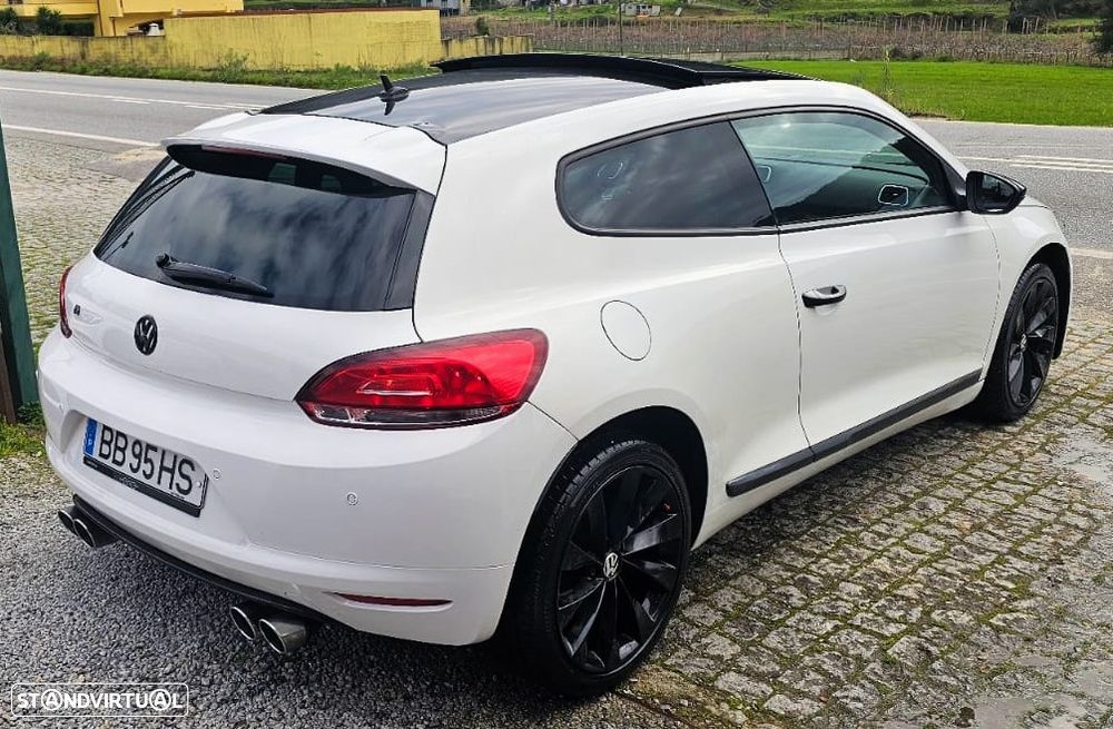 VW Scirocco 2.0 TSI DSG Match - 2