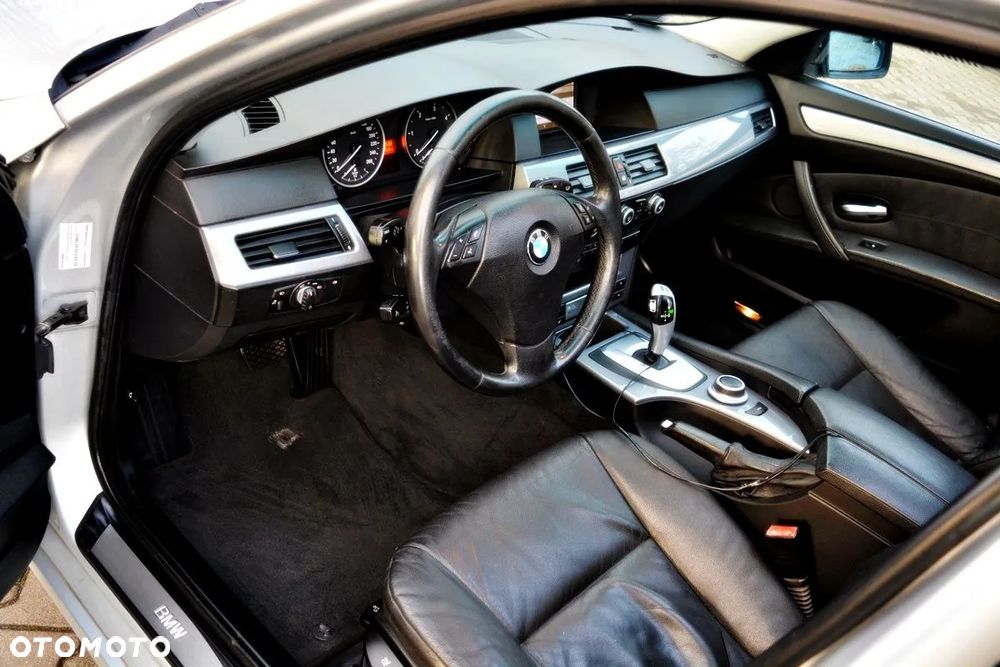 BMW Seria 5 520d - 19