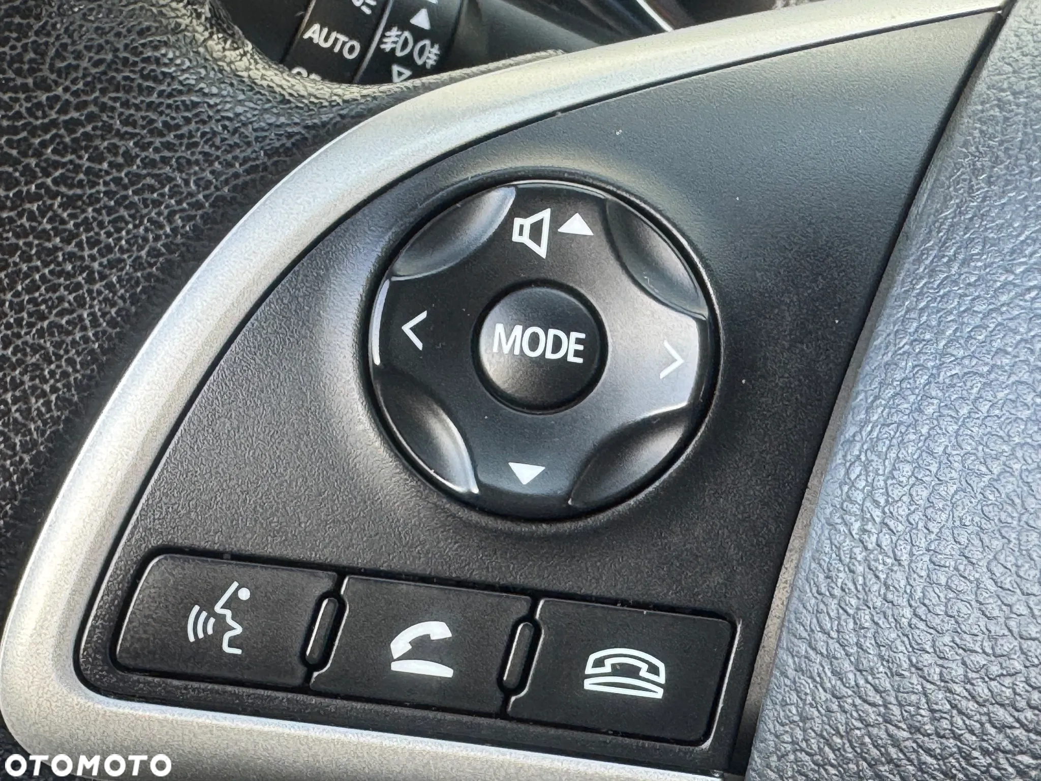 Mitsubishi ASX 1.6 Intense Plus Navi Blue Edition - 35