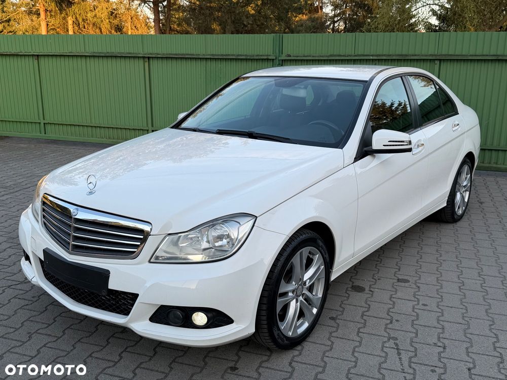 Mercedes-Benz Klasa C 220 (BlueTEC) d BlueEffICIENCY Edition 7G-TRONIC - 1