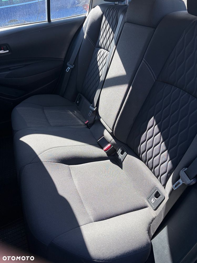 Toyota Corolla - 5