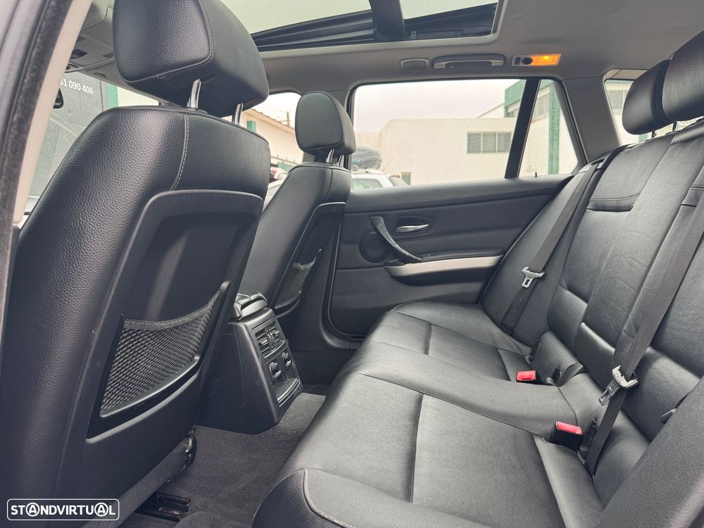 BMW 320 d Touring Sport - 21