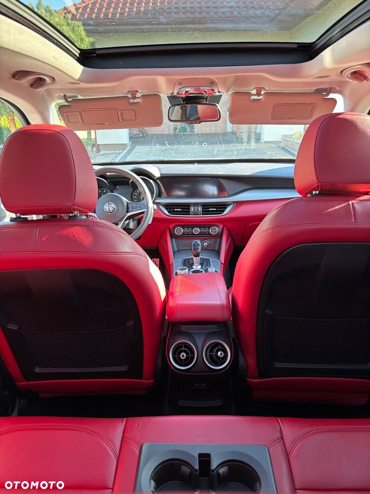 Alfa Romeo Stelvio - 3