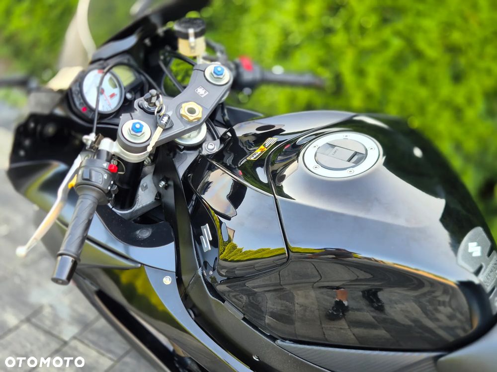 Suzuki GSX-R - 21