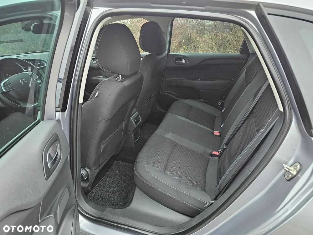 Citroën C4 e-HDi 110 EGS6 98g Stop/Start System Tendance - 9