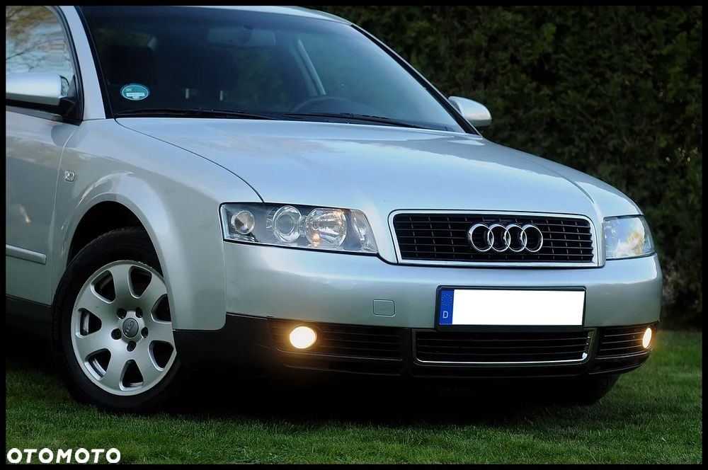Audi A4 Limousine - 12