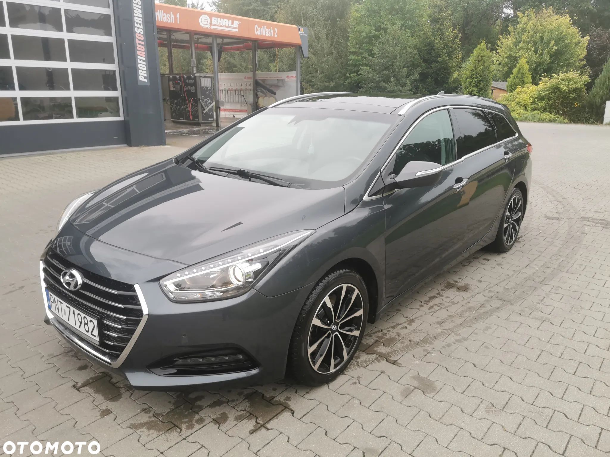 Hyundai i40 1.7 CRDi Business DCT - 1