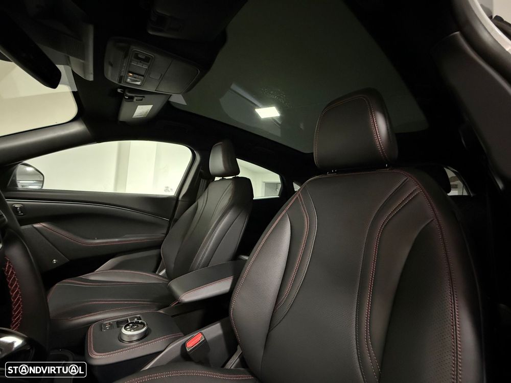 Ford Mustang Mach-E 98.7 kWh Premium AWD - 24