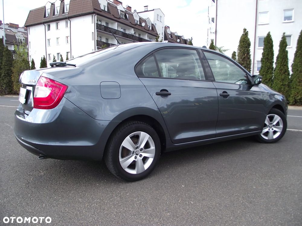 Skoda RAPID 1.2 TSI Ambition - 8