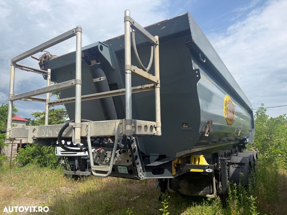 Schmitz Cargobull ski  27m3 - 11