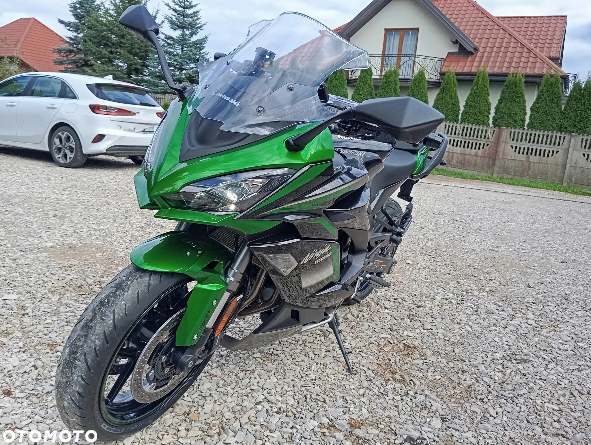 Kawasaki Ninja 1000 SX - 32