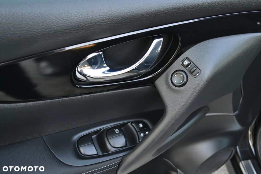 Nissan Qashqai 1.6 DCi Tekna - 15