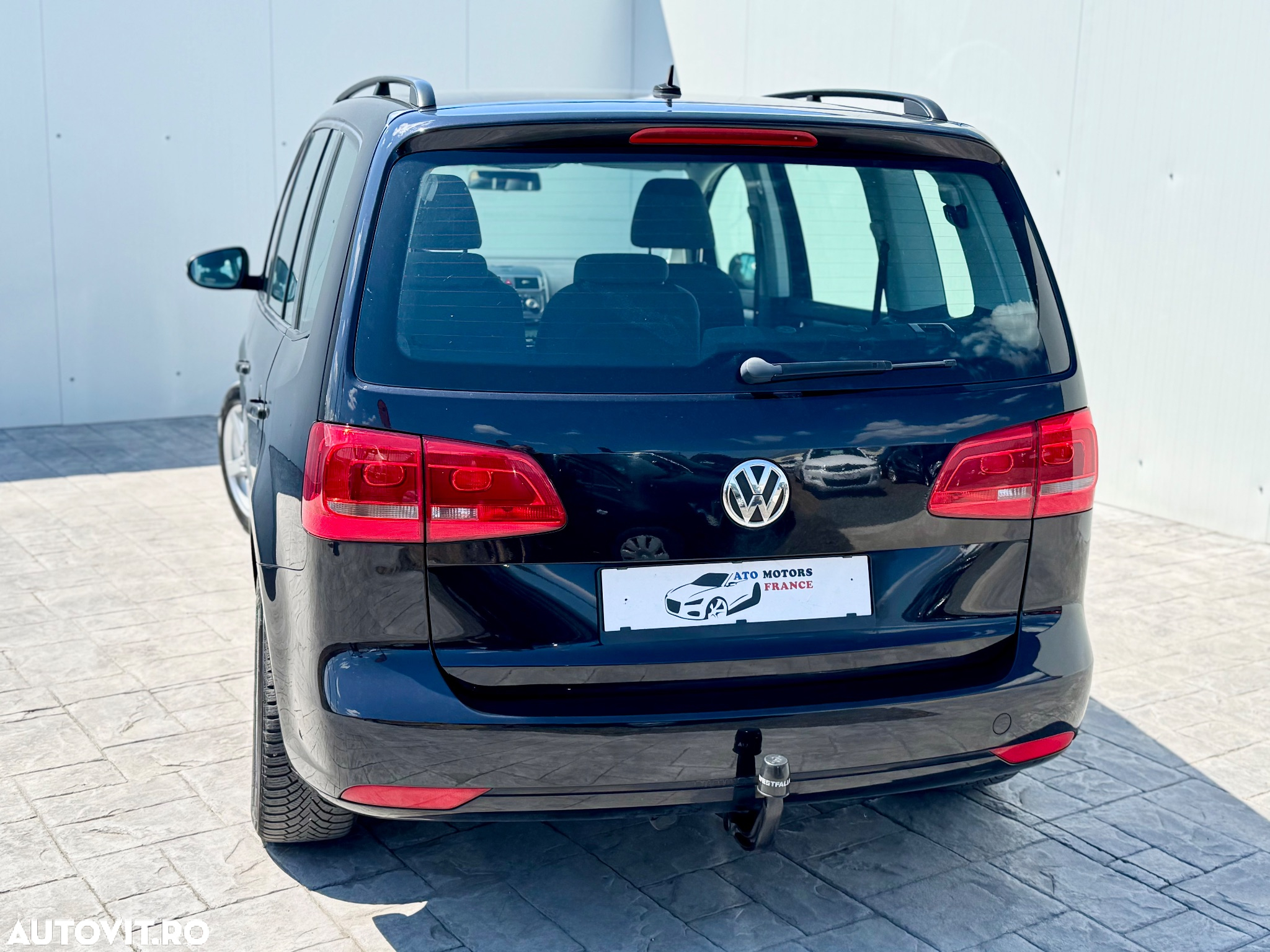 Volkswagen Touran 1.6 TDI Comfortline - 10