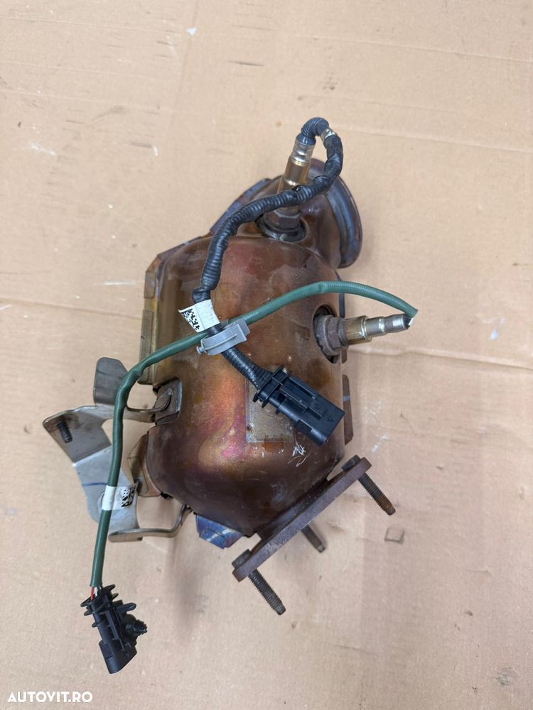 Catalizator, filtru particule VOLVO XC40 hybrid 1.5 an 2023 cu 15.000 km cod 31697720 - 2