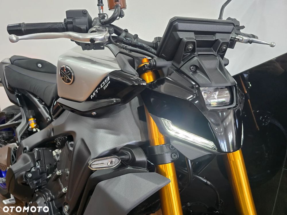 Yamaha MT - 28