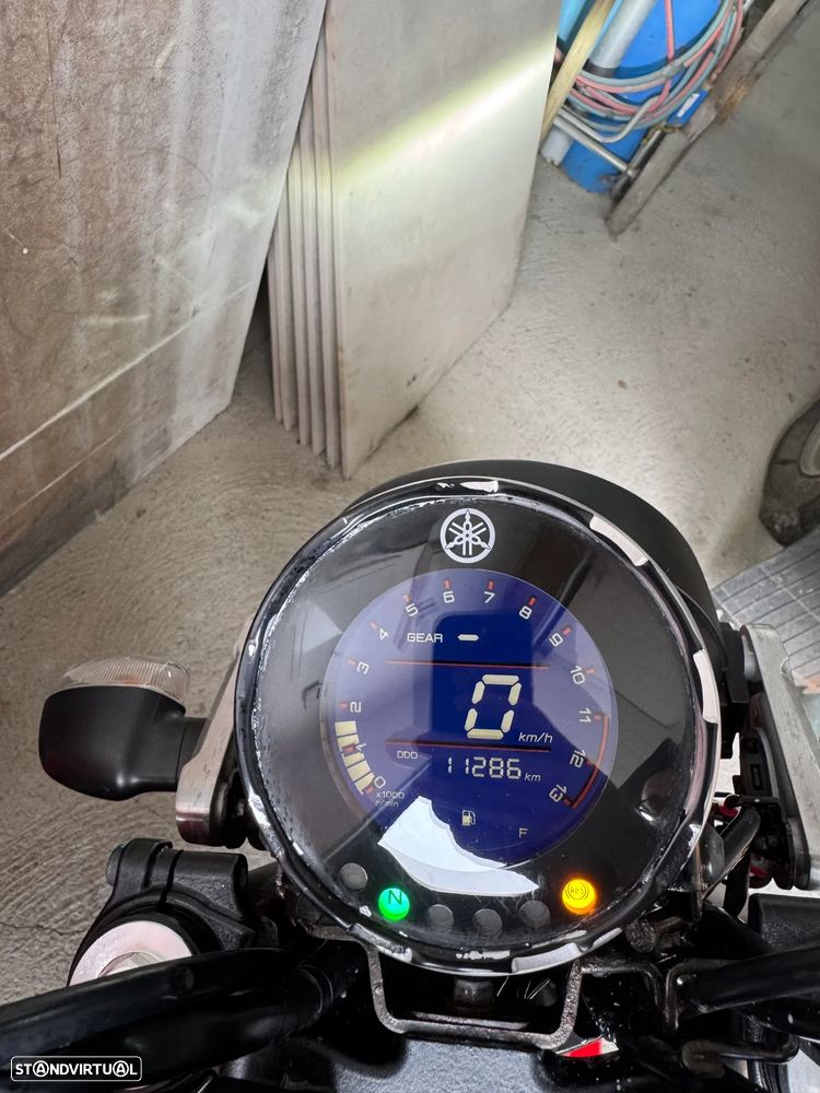 Yamaha XSR - 4