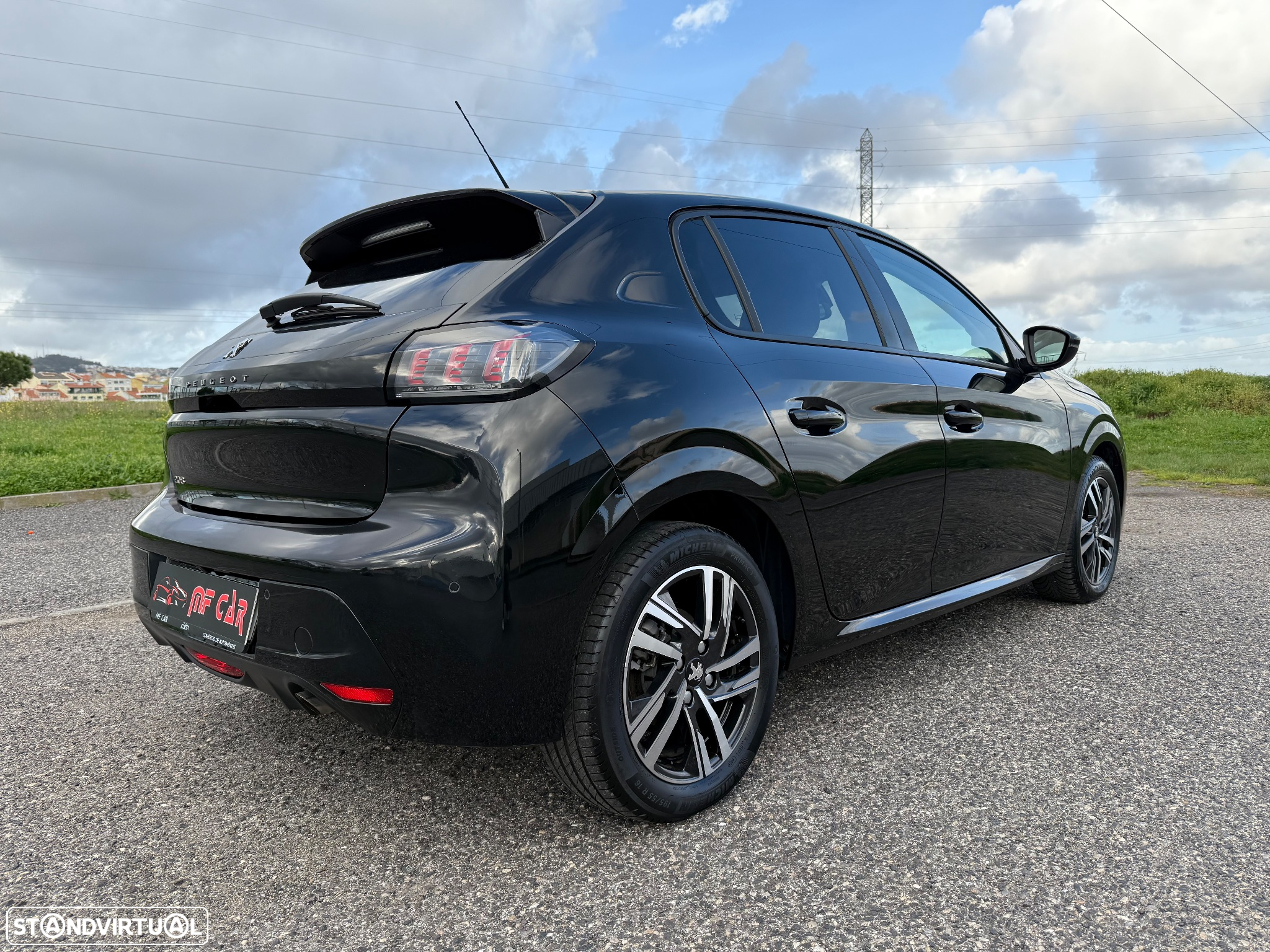 Peugeot 208 1.2 PureTech Allure - 7