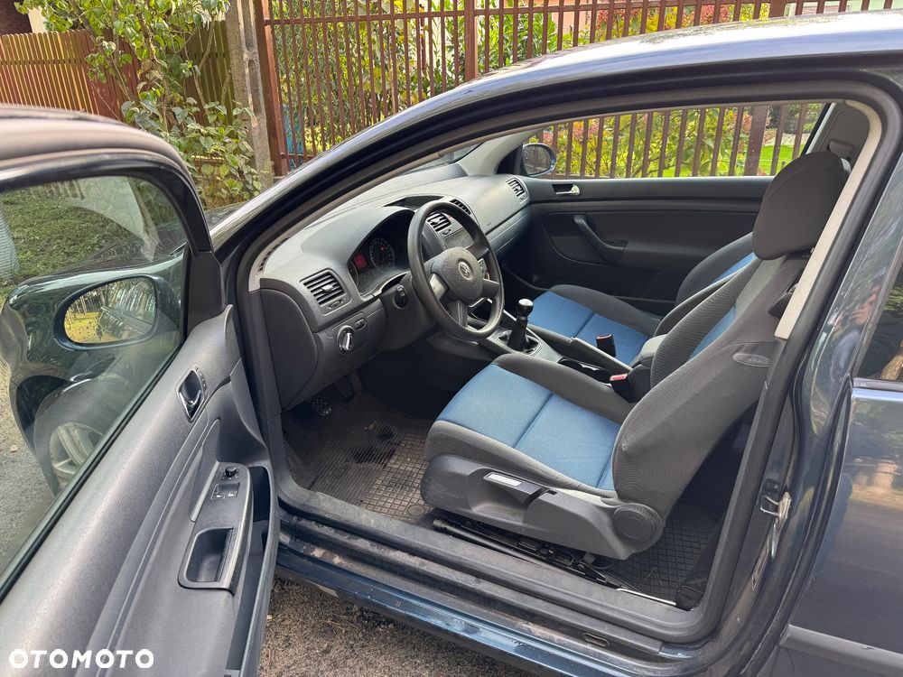 Volkswagen Golf - 7