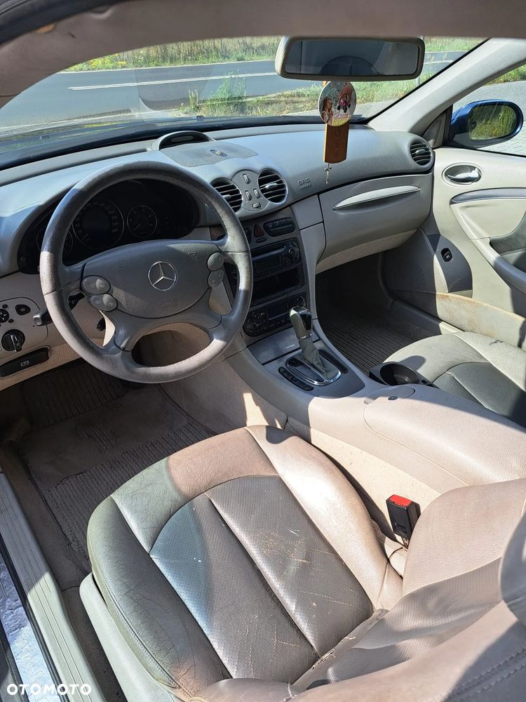 Mercedes-Benz CLK - 8