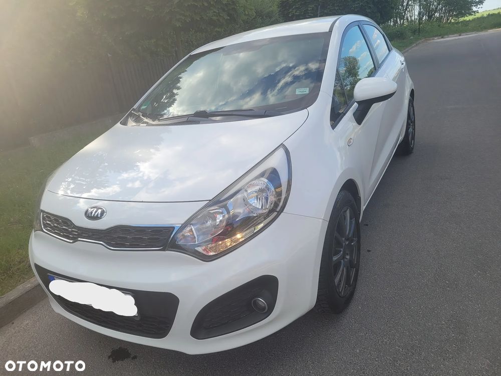 Kia Rio 1.2 Attract - 3