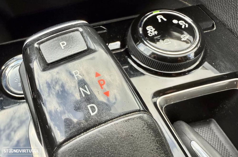 Peugeot 3008 PureTech 130 Stop & Start GPF EAT8 Crossway - 31