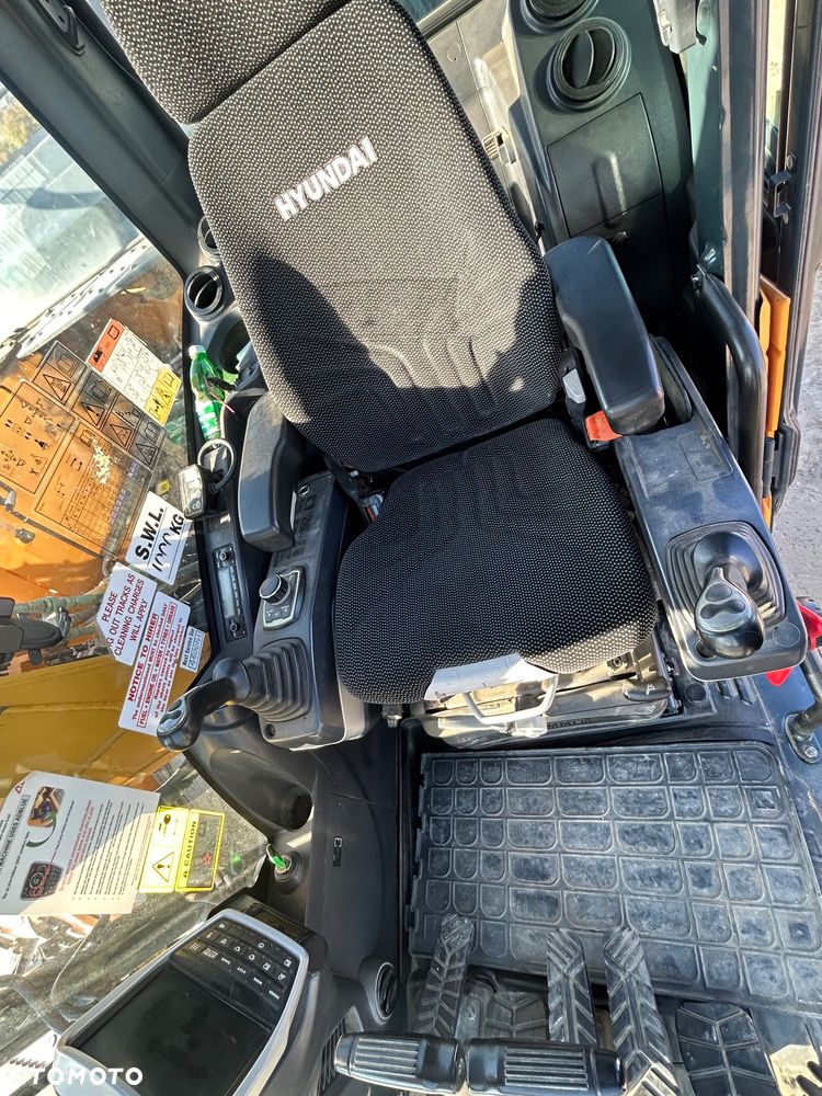 Hyundai Hx 140L - 5
