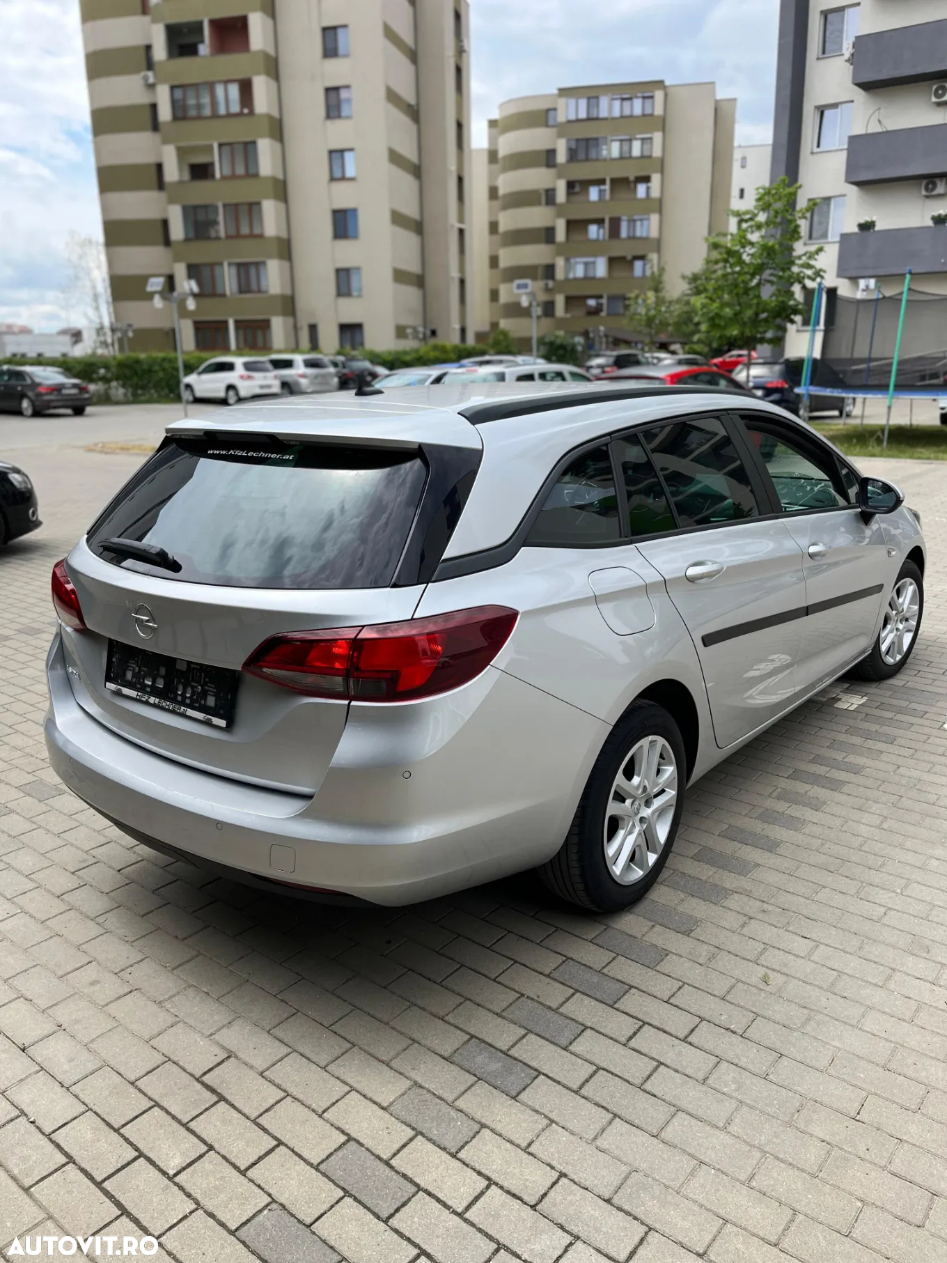 Opel Astra 1.6 D (CDTI) Sports Tourer Edition - 4