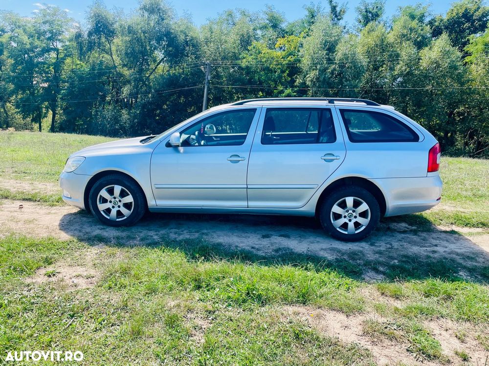 Skoda Octavia 1.6 TDI DPF Ambiente - 5