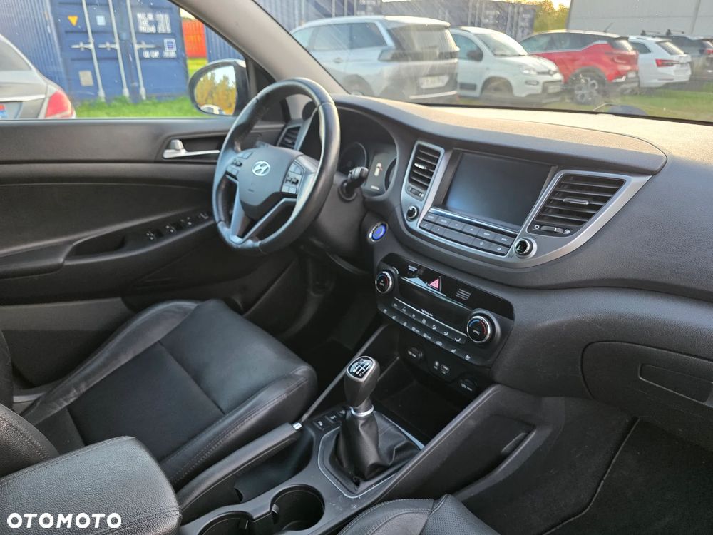 Hyundai Tucson 2.0 CRDi 4WD Advantage - 19