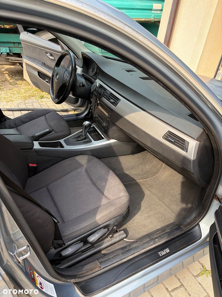 BMW Seria 3 330d DPF - 13