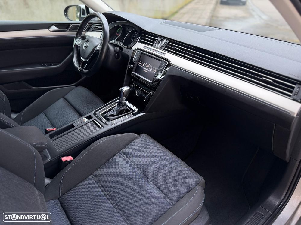 VW Passat 1.4 TSI GTE Plug-in - 48