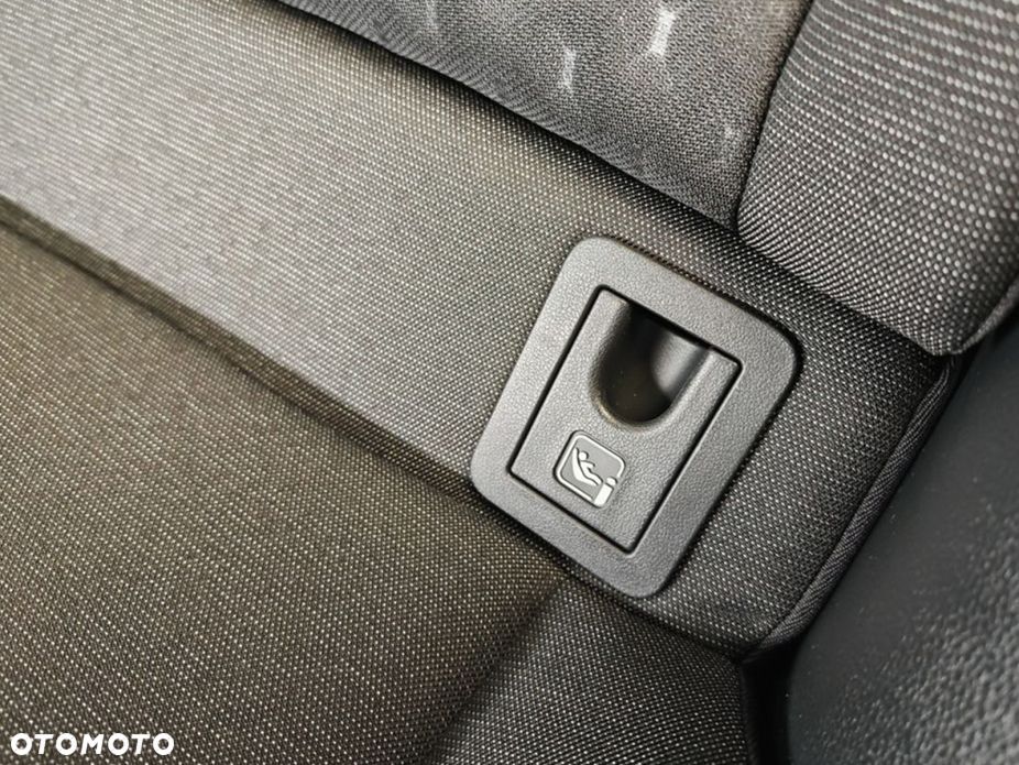 Toyota Corolla - 17