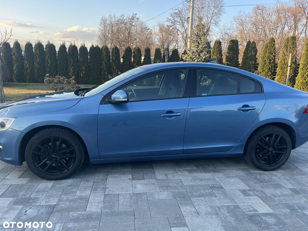 Volvo S60 - 4