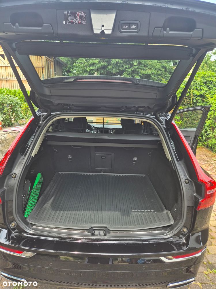 Volvo XC 60 B4 D AWD Geartronic Inscription - 34