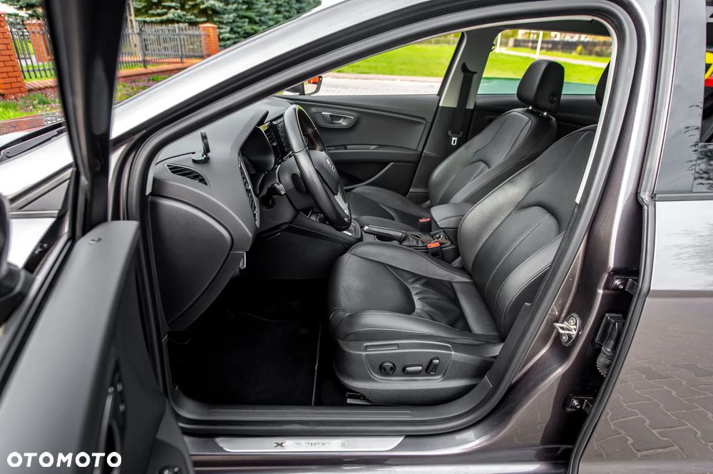 Seat Leon 2.0 TDI DPF Start&Stop DSG XCELLENCE - 6
