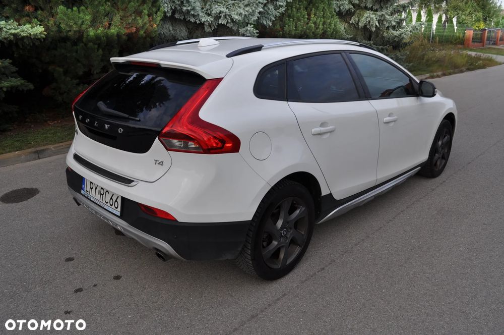 Volvo V40 - 11