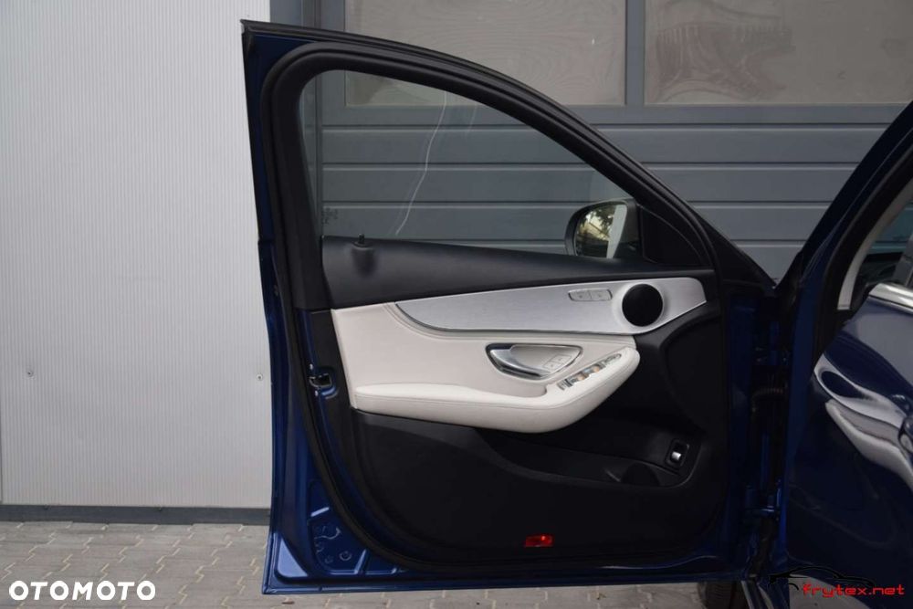 Mercedes-Benz Klasa C - 17