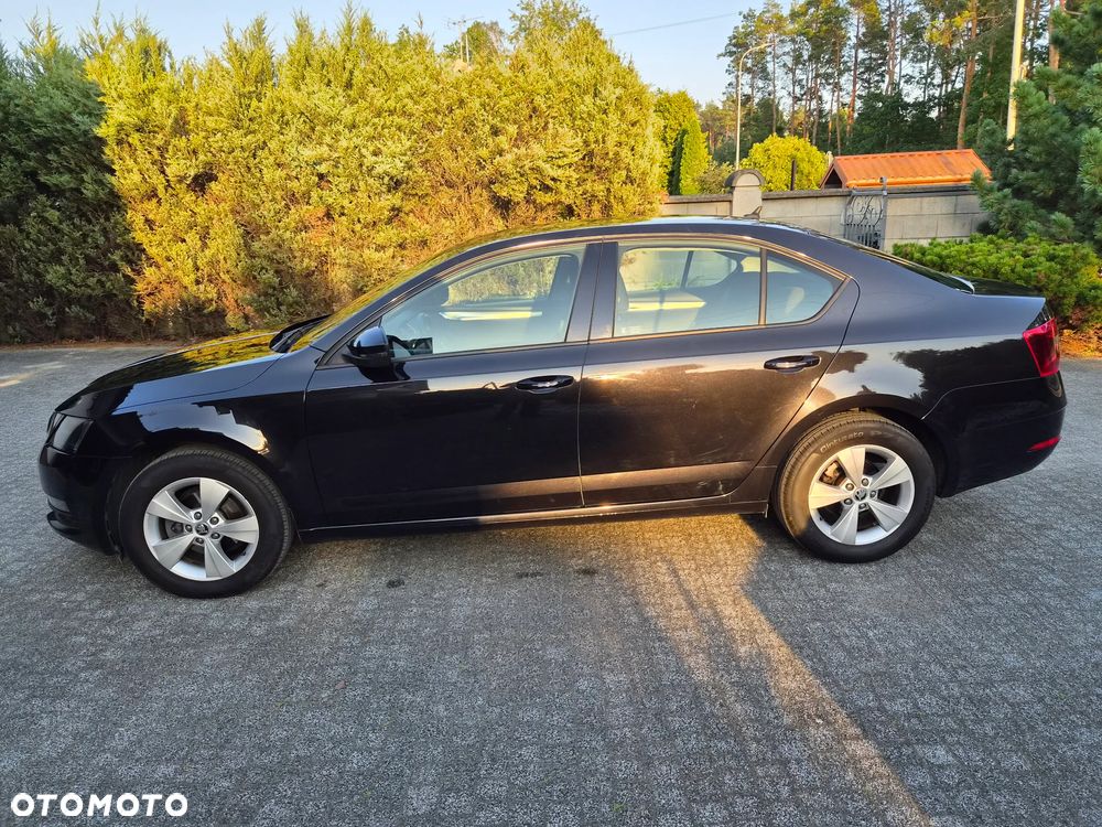 Skoda Octavia 1.6 TDI Drive - 3