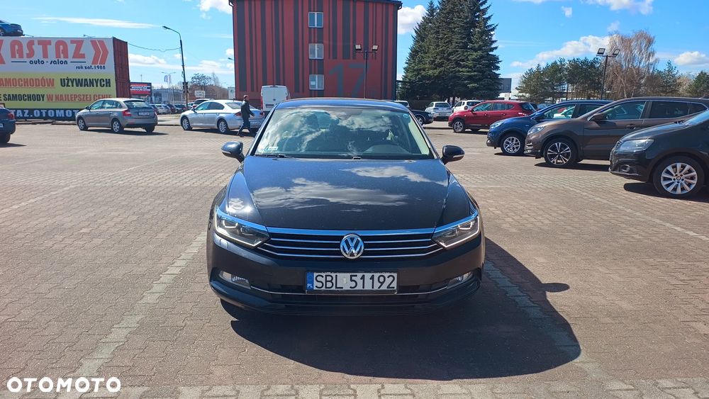 Volkswagen Passat 2.0 TDI BMT Comfortline - 12