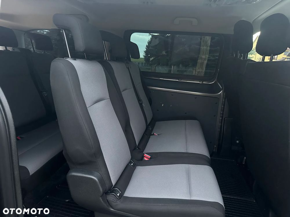 Peugeot Expert Kombi Long 2,8t - 4